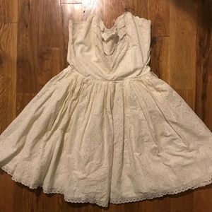 Betsey Johnson white eyelet strapless dress